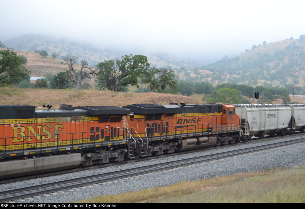 BNSF 7364